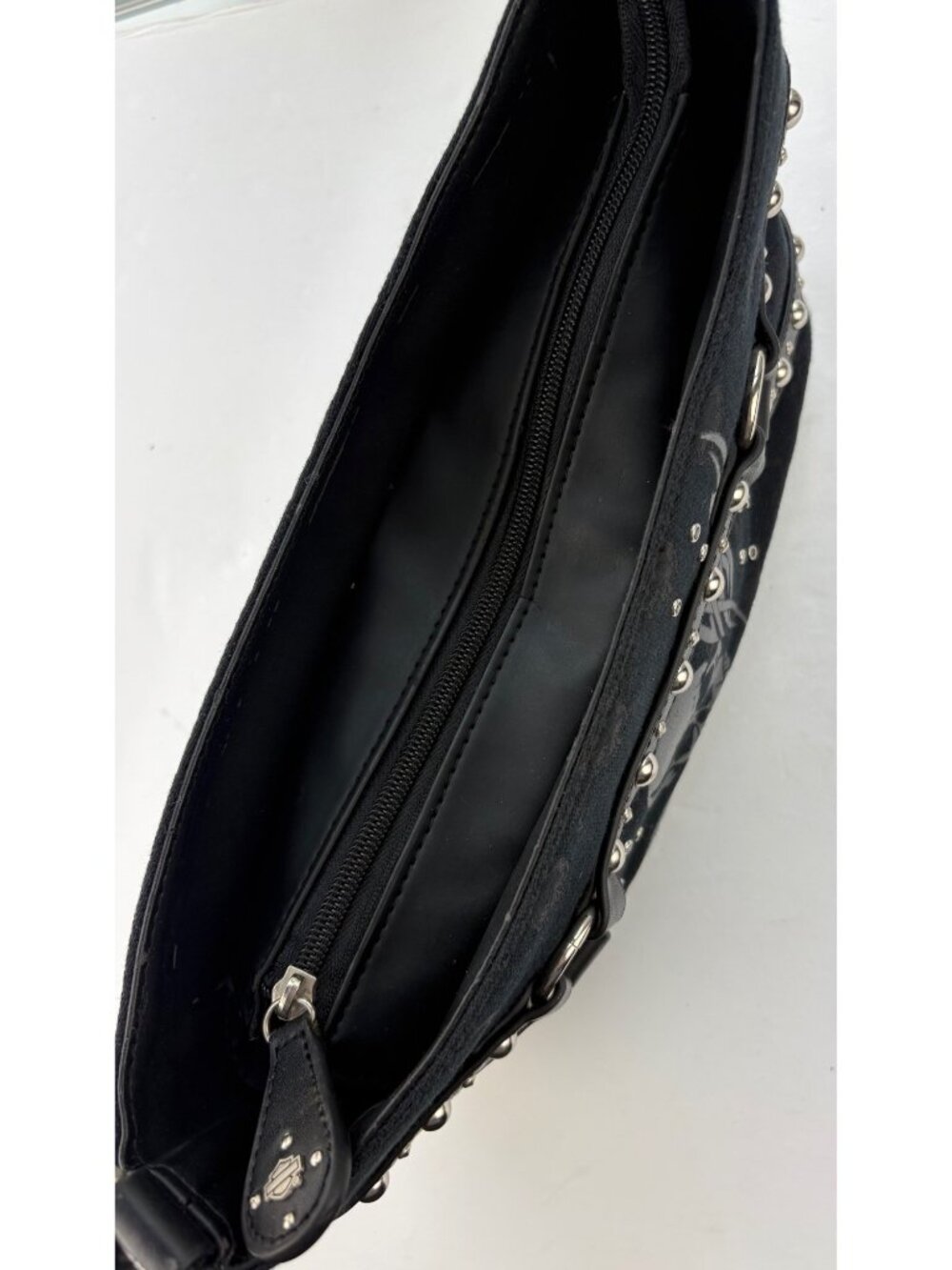 Harley-Davidson Y2K Skull & Studded Goth Biker Shoulder Bag in Black - Picture 9 of 12